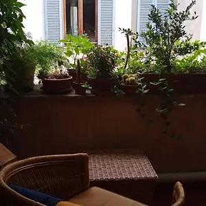  Appartamento Borgo Pignolo - In With Private Bathroom And Shared Shower Italia